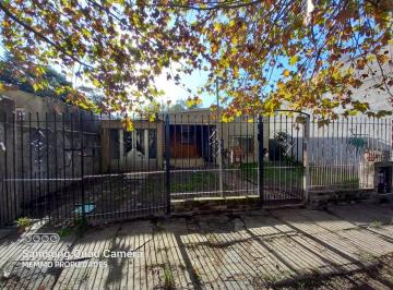 Casa de 54 ambientes, Berazategui · Casa en Buena Ubicacion a Reciclar