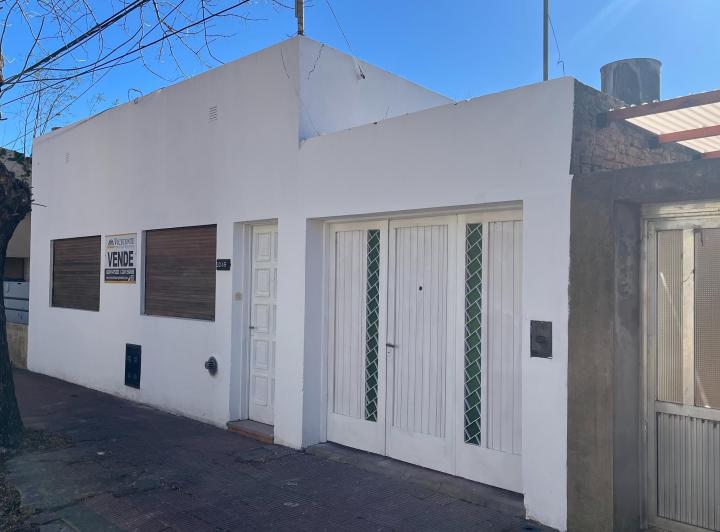 Casa · 64m² · 3 Ambientes · 1 Cochera
