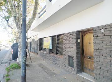 Casa de 3 ambientes, Villa Luro · Excelente Casa de 3 Amb. Patio, Escr. y Terraza. Se Toma Dpto. en Parte de Pago!