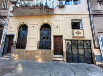 PH · 138m² · 4 Ambientes · 1 Cochera · Venta PH Entrada Independiente C/cochera Apto Cred