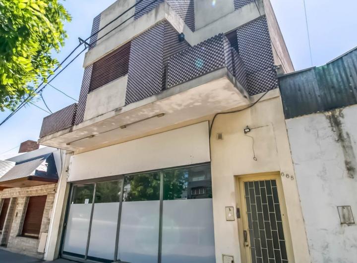 Local comercial · 369m² · 3 Ambientes