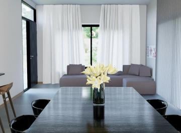 Casa · 165m² · 12 Ambientes · 2 Cocheras · En Venta Casa 3 Dorm, 2 Baños, 1 Planta. Barrio Tejas 4
