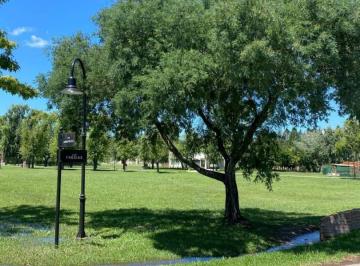 Terreno · 1060m² · Lote en Venta Haras del Sur 2