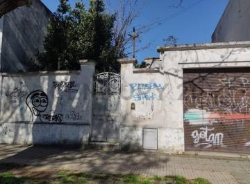 Terreno · 600m² · Lote Venta Calle 61 Entre 16 y 17. de 10 X 60.
