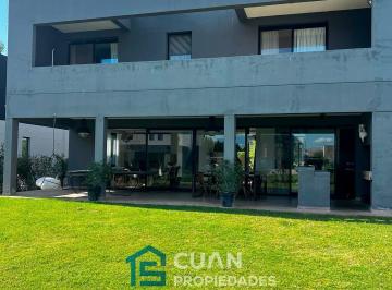Casa · 200m² · 4 Ambientes · 2 Cocheras · Casa en Alquiler - Lagoon Pilar - Cuan Propiedades
