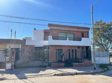 Departamento · 90m² · 3 Ambientes · Departamento en Alquiler 2 Dorm.