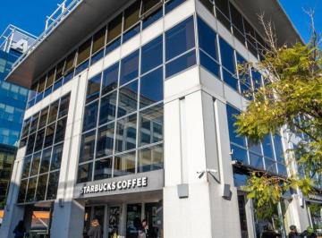 Local comercial , Puerto Madero · Excelente Local Exclusivo en Uno de Las Mejores Ubicaciones de La Ciudad