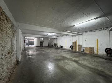 Depósito · 205m² · 10 Cocheras · Depósito en Venta