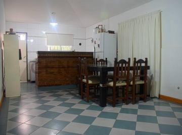 Casa · 150m² · 3 Ambientes · 1 Cochera · Casa en Venta Fisherton