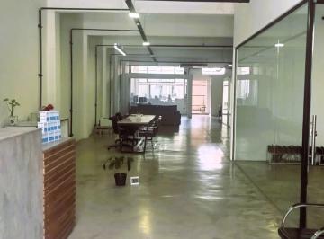 Local comercial · 337m² · Local en Mataderos