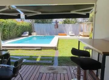 Casa · 119m² · 4 Ambientes · 1 Cochera · Casa en Alquiler en Portezuelo