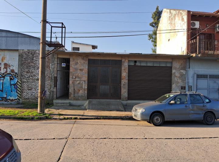 Casa · 179m² · 6 Ambientes · 1 Cochera