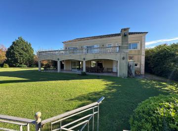 Casa de 6 ambientes, Pilar · Ayres de Pilar Muy Linda Casa