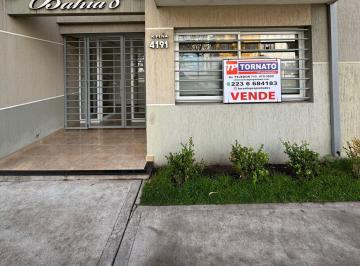 Departamento de 1 ambiente, Mar del Plata · Departamento 1 Ambiente, a La Calle, con Patio y Espacio de Cochera.