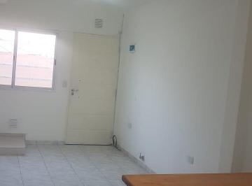 Departamento de 3 ambientes, Hurlingham · Duplex 3 Amb Chico, con Pqño Patio - Hurlingham