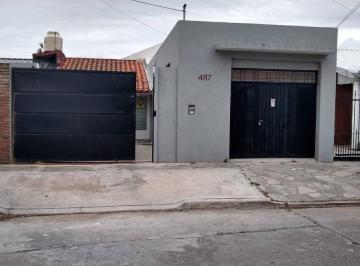 PH · 80m² · 2 Ambientes · 1 Cochera · PH 2 Ambientes en Alquiler - Apto Profesional - Quilmes