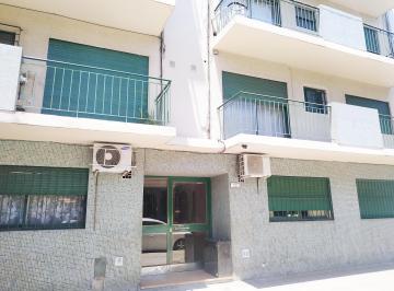 Departamento de 2 ambientes, Liniers · Dpto de 2 Amb. Comodos, Planta Baja. C/gran Patio. Apto Credito!