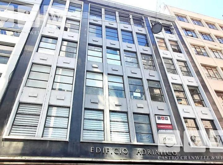 Oficina comercial · 75m²