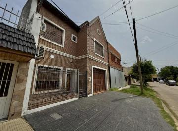 Casa de 3 dormitorios en Jorge Cura Rosario · Pje Dorado 2200 - Casa de 3 Dorm. en Jorge Cura, Rosario