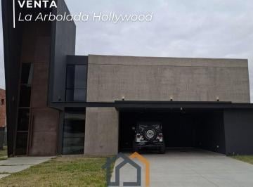 Casa · 380m² · 4 Dormitorios · 2 Cocheras · Casa en Venta Country La Arbolada Hollywood