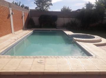 Casa de 4 ambientes, Cipolletti · Casa en Venta Cipolletti Excelente Ubicacion