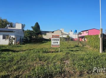 Terreno · 300m² · Lote Sobrre Berduc, a m de Plaza. San Jose.