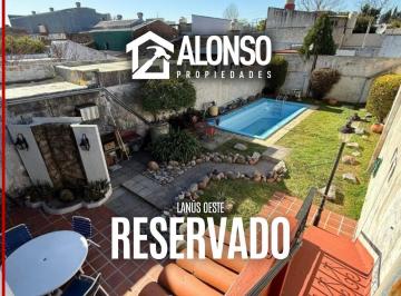 Casa · 175m² · 3 Ambientes · Casa 3 Ambientes con Piscina en Venta en Lanús