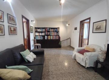 PH · 122m² · 3 Ambientes · PH en Planta Alta Ingreso Independiente Patio Parrilla