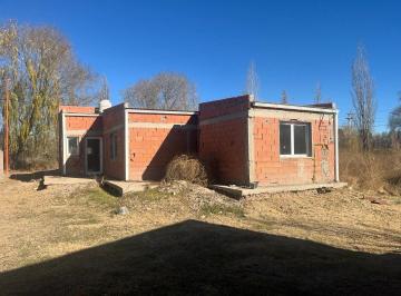 Casa de 4 ambientes, Cinco Saltos · Casa a Terminar