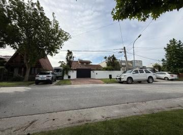 Casa de 4 ambientes, Mar del Plata · Importante Chalet Cuatro Ambientes de Categoría.