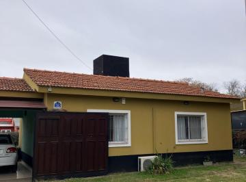 Casa · 100m² · 5 Ambientes · 1 Cochera · Casa 2 Dormitorio Barrio Nuevo Rio Ceballos - Rio Ceballos