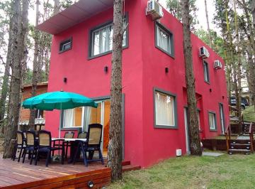 Casa · 140m² · 4 Ambientes · Casa en Venta - 3 Dorm. 2 Baños - Mar Azul