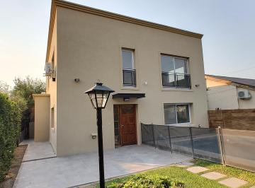 Casa de 9 ambientes, Exaltación de la Cruz · Se Vende Inmensa Casa de 9 Ambientes (7 Habitaciones, 4 Baños, Living y Play)