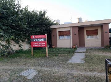 Casa · 134m² · 2 Dormitorios · Se Vende inmueble ubicado en zona Céntrica.