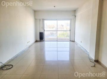 Departamento · 31m² · 1 Ambiente · Alquiler Monoambiente con Balcon - Floresta
