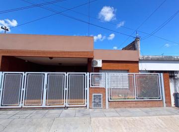 Casa de 4 ambientes, Merlo · Casa en Venta en Merlo Norte - 4 Ambientes