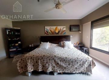 Casa · 382m² · 9 Ambientes · 6 Cocheras · Casa en Nautico Escobar Country Club