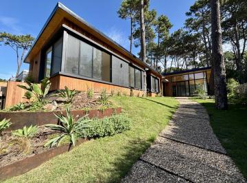 Foto1 · Casa en Venta de 4 Dorm., en Rincon del Indio