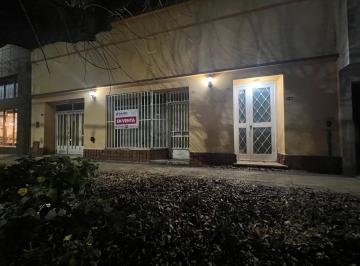 Casa · 237m² · 2 Dormitorios · 1 Cochera · Casa en Venta en Los Toldos