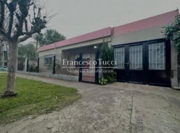 Casa · 150m² · 3 Ambientes · 2 Cocheras · Casa en Venta 3 Ambientes Haras Miryam Parque Leloir