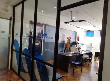 Oficina comercial · 30m² · 1 Ambiente · Venta - Oficina en Pleno Centro Sobre Peatonal