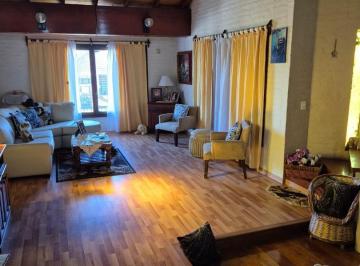 Casa · 260m² · 3 Ambientes · 2 Cocheras · Chalet 3 Amb. 260 m². - Apto Comercial - Punta Mogotes