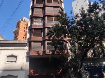 Departamento de 6 ambientes, La Plata · 54y11 La Plata Centro, Dueño Vendo o Permuto Piso de Calidad, Apto Banco