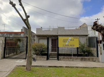 Casa · 100m² · 3 Ambientes · 2 Cocheras · Casa en Venta en Lanus Este