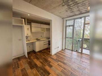 Departamento · 45m² · 2 Ambientes · 1 Cochera · Alquiler - Departamento - 2 Ambientes - Frente - Cochera - Balcón - Caldera - Radiador - Versalles
