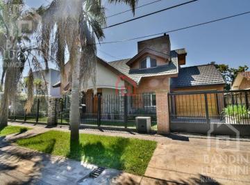 Casa de 5 ambientes, Berazategui · Casa en Ranelagh en Venta 5 Ambientes. Se Toman Inmuebles Menor Valor.