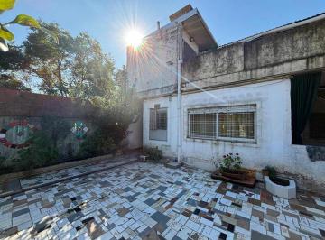 Casa · 100m² · 3 Ambientes · 2 Cocheras · Propiedad en Venta