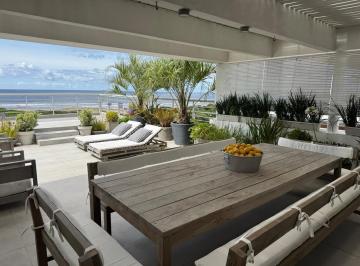 Casa · 500m² · 5 Ambientes · Casa en Parada de La Brava