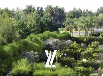 Departamento · 52m² · 2 Ambientes · 1 Cochera · Departamento 2 Ambientes en Jardines del Palmar con Amenites, Oportunidad!