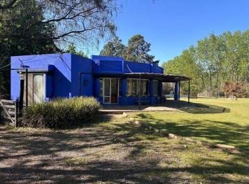 Quinta vacacional · 200m² · 4 Dormitorios · 2 Cocheras · Alquiler Casa Quinta Colonia de Chacras Rio Lujan